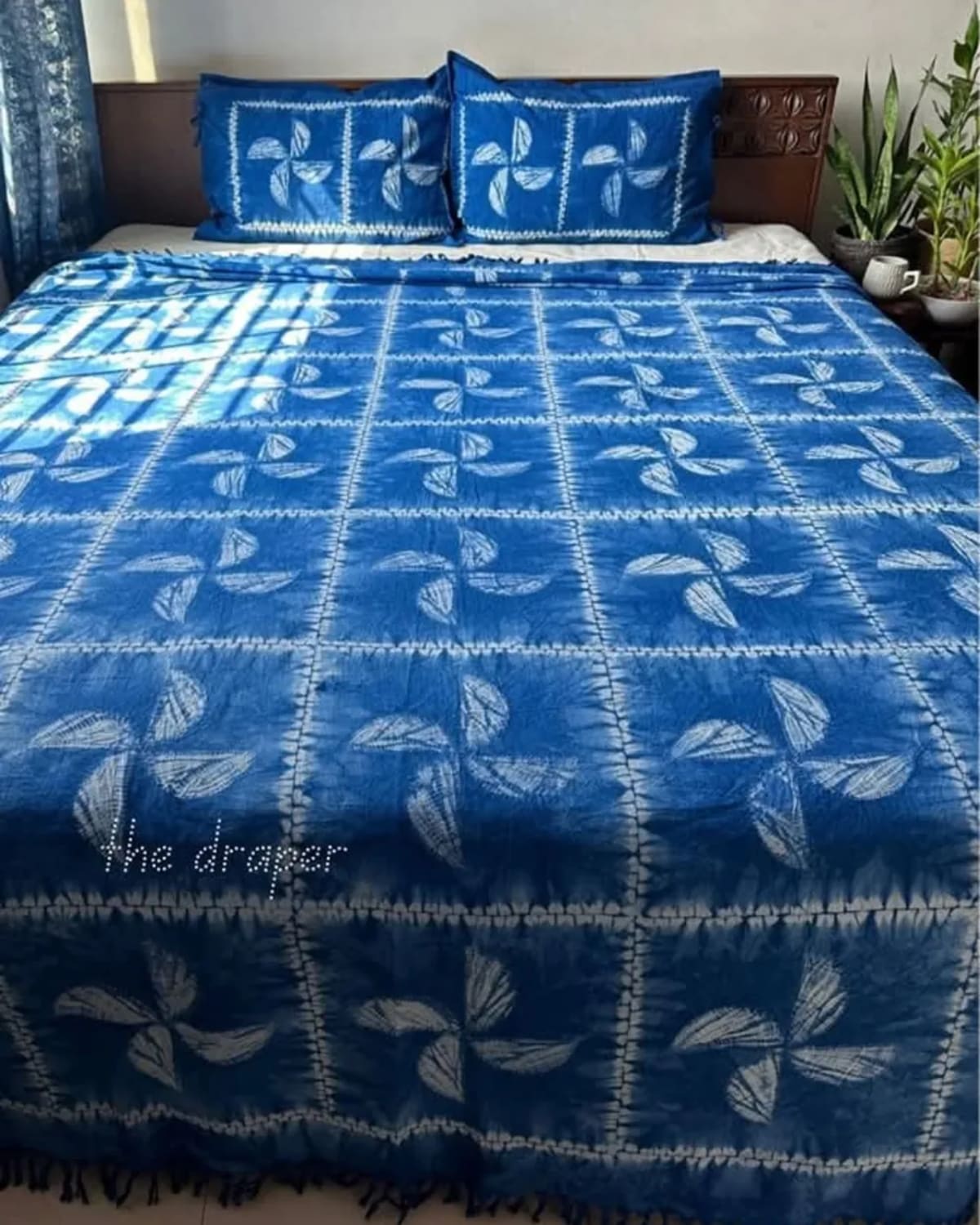 Ultramarine Pinwheel Shibori Bed Cover Set