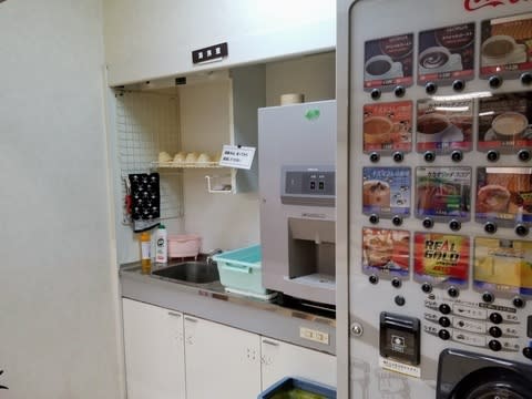 2階の休憩所の一角