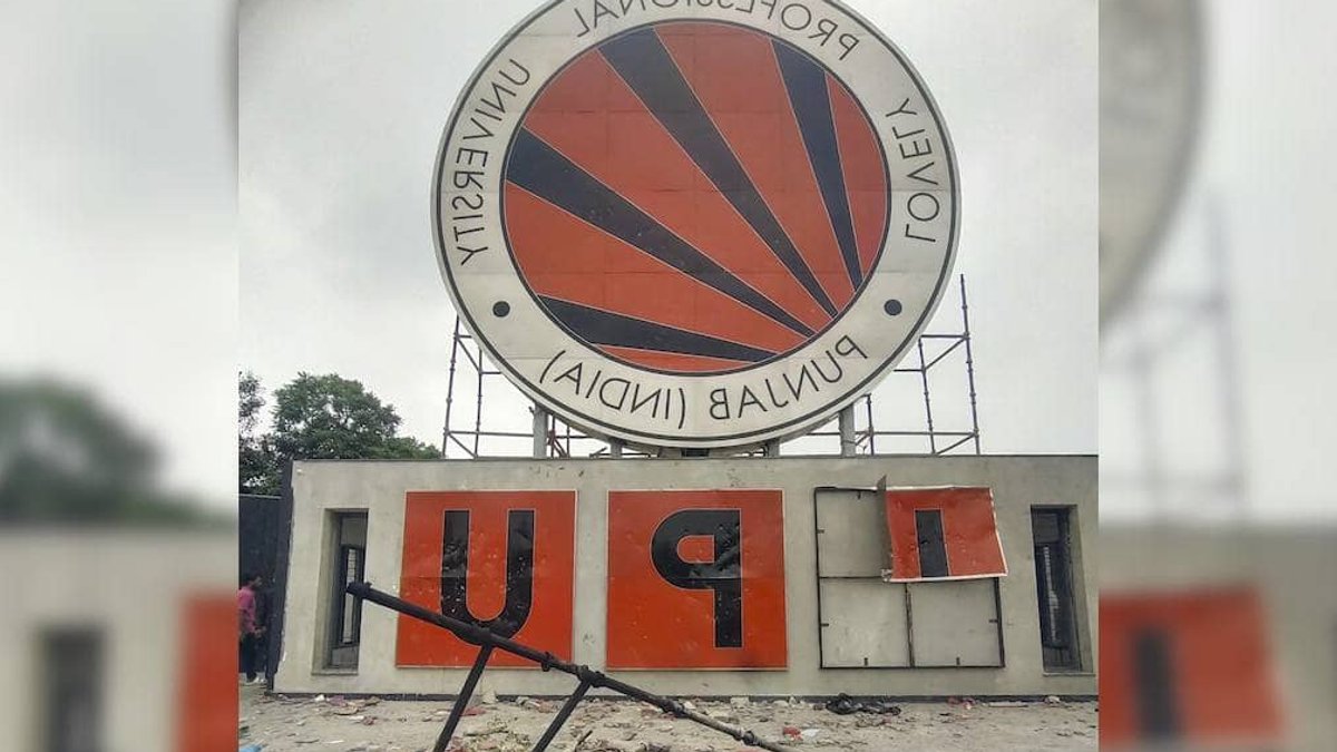 LPU Students Protest Alleged Assault, Classes Suspended LPU Students Protest Alleged Assault, Classes Suspended - lpu students protest