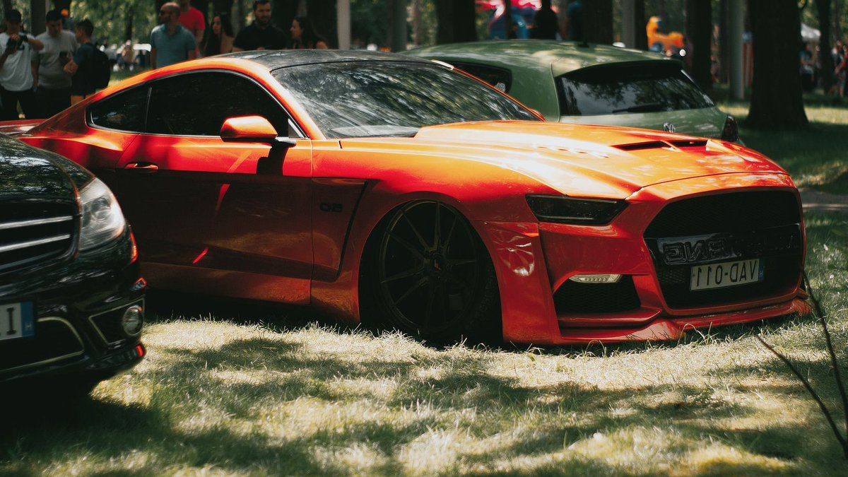 Saleen Teases Widebody Mustang, Seeks Investor Funding - sr widebody mustang