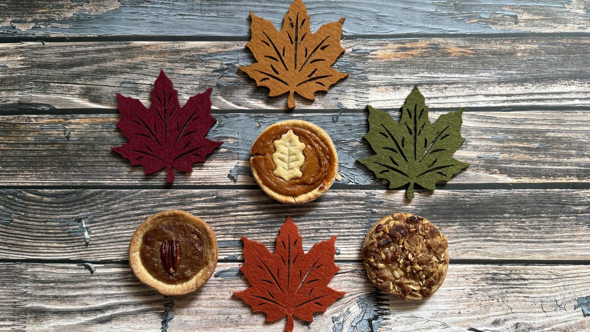 Starbucks launches Thanksgiving mini pies nationwide - starbucks mini pies