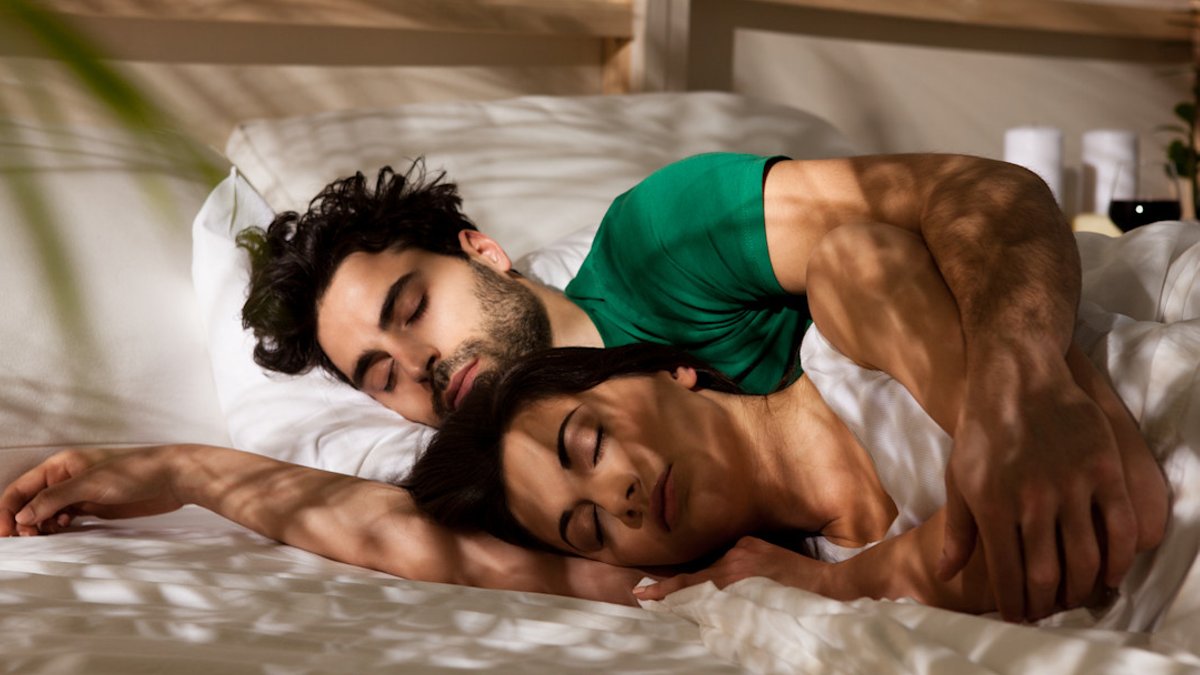 Moderate Sleep Linked to Slower Biological Aging - moderate sleep