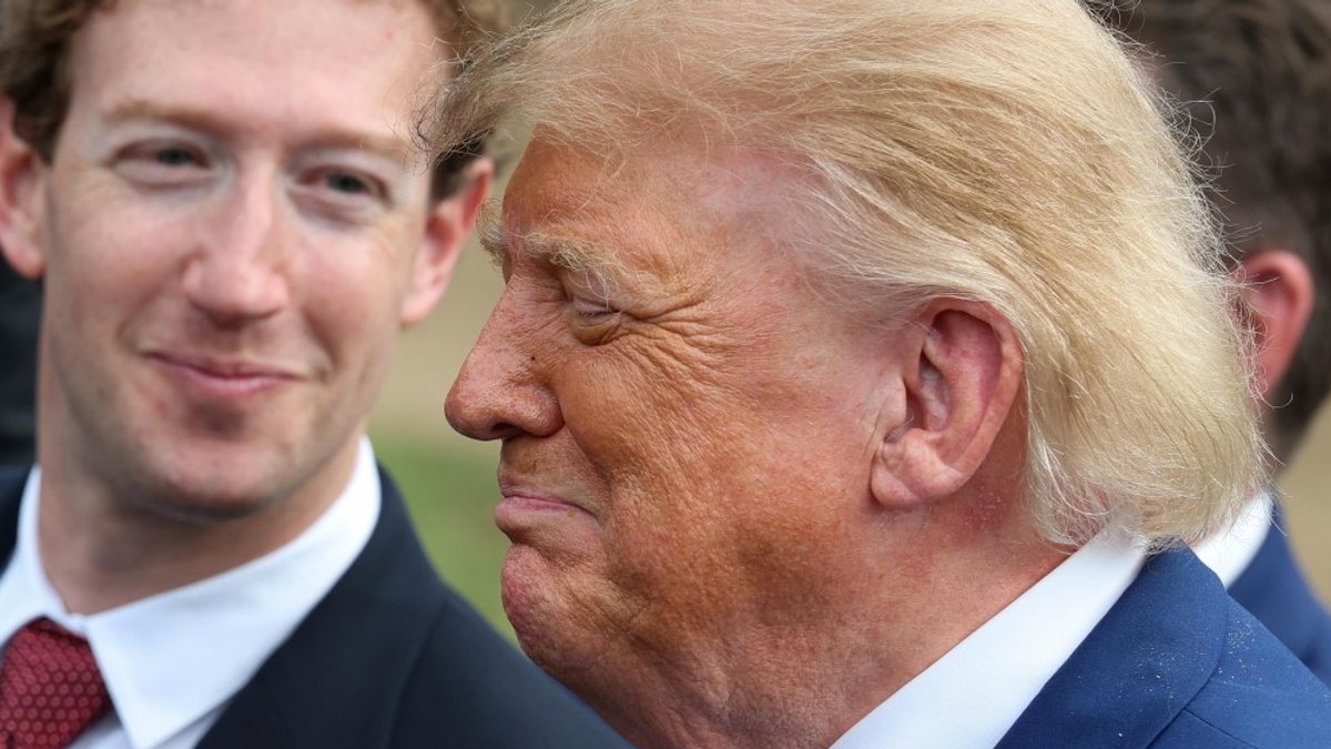 Tech CEOs sign self-regulation pledge on AI safety Tech CEOs sign self-regulation pledge on AI safety - tech ceos sign