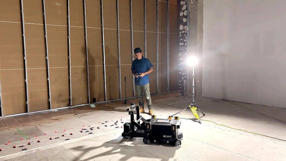 Robotic Flooring Tool Helps Installers Boost Productivity Robotic Flooring Tool Helps Installers Boost Productivity - robotic flooring tool