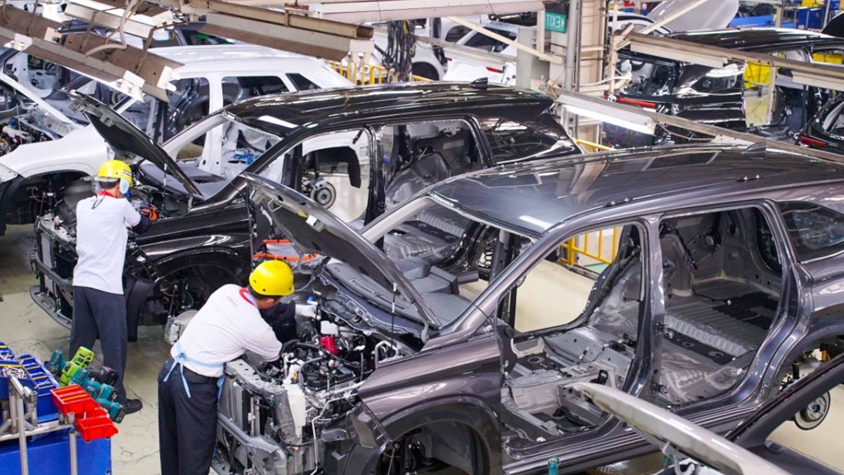 Toyota Expands Local Battery Production at Karawang Plant Toyota Expands Local Battery Production at Karawang Plant - local battery production