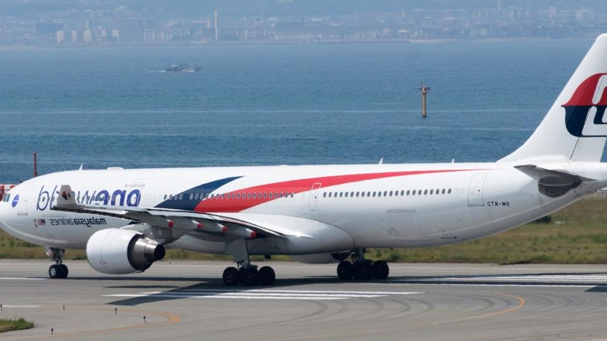 Malaysia Airlines Promotes F1 Trips to UK Fans Malaysia Airlines Promotes F1 Trips to UK Fans - malaysia airlines f1 trips