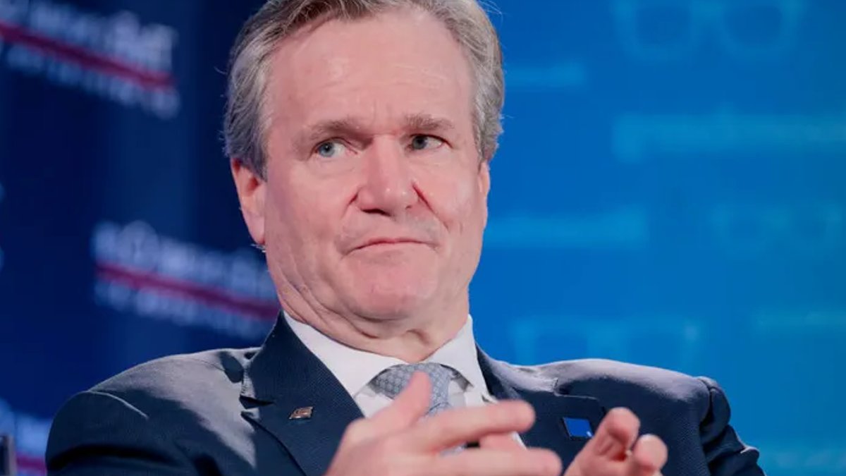 BofA and Barclays Adopt Populist Workforce Strategies BofA and Barclays Adopt Populist Workforce Strategies - populist workforce