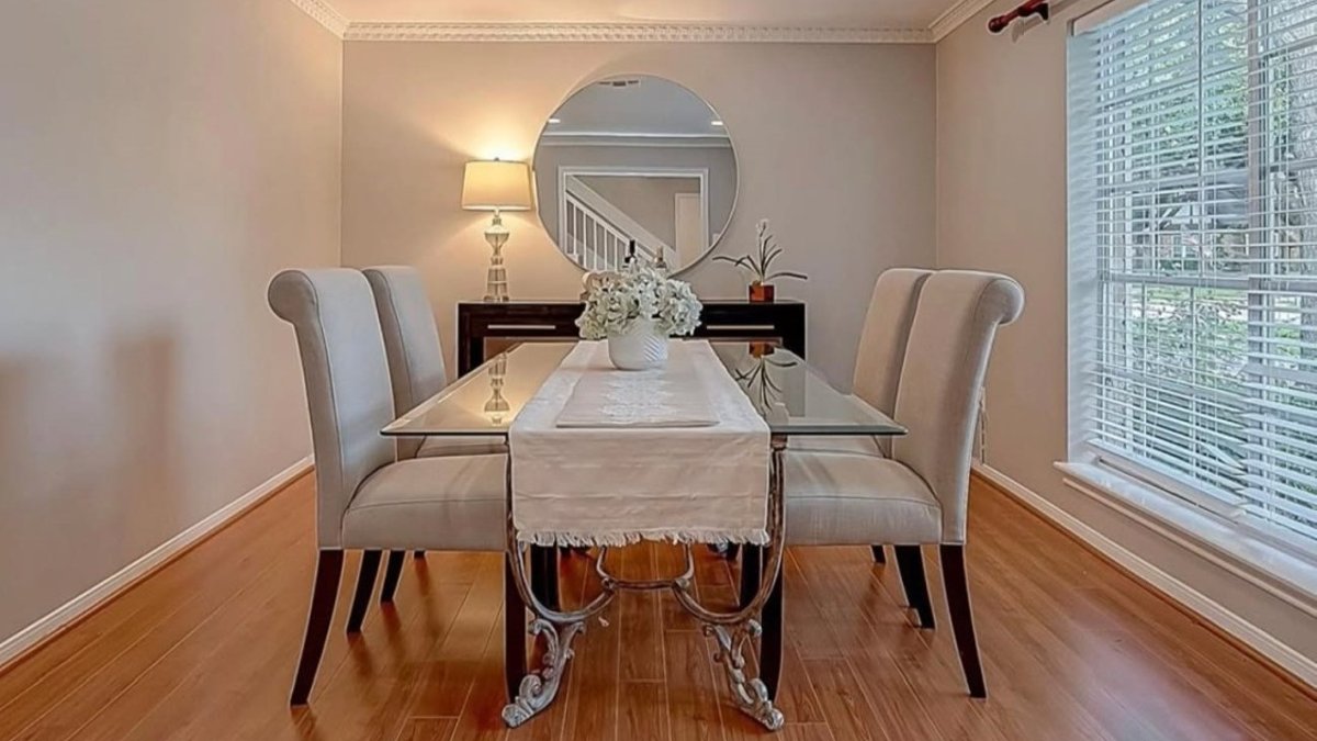 Dining room gets bold blue makeover - bold blue