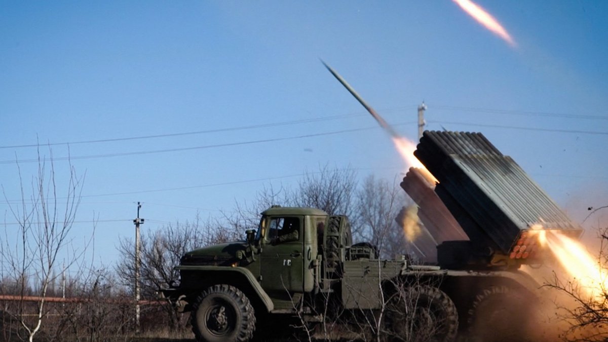 Ukraine Reclaims Donbas, Halts Russian Encirclement - ukraine reclaims donbas