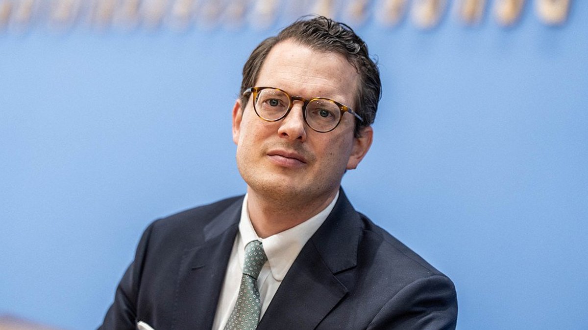 Germany’s Data Protection Chief Warns Against Erosion of Information Freedom