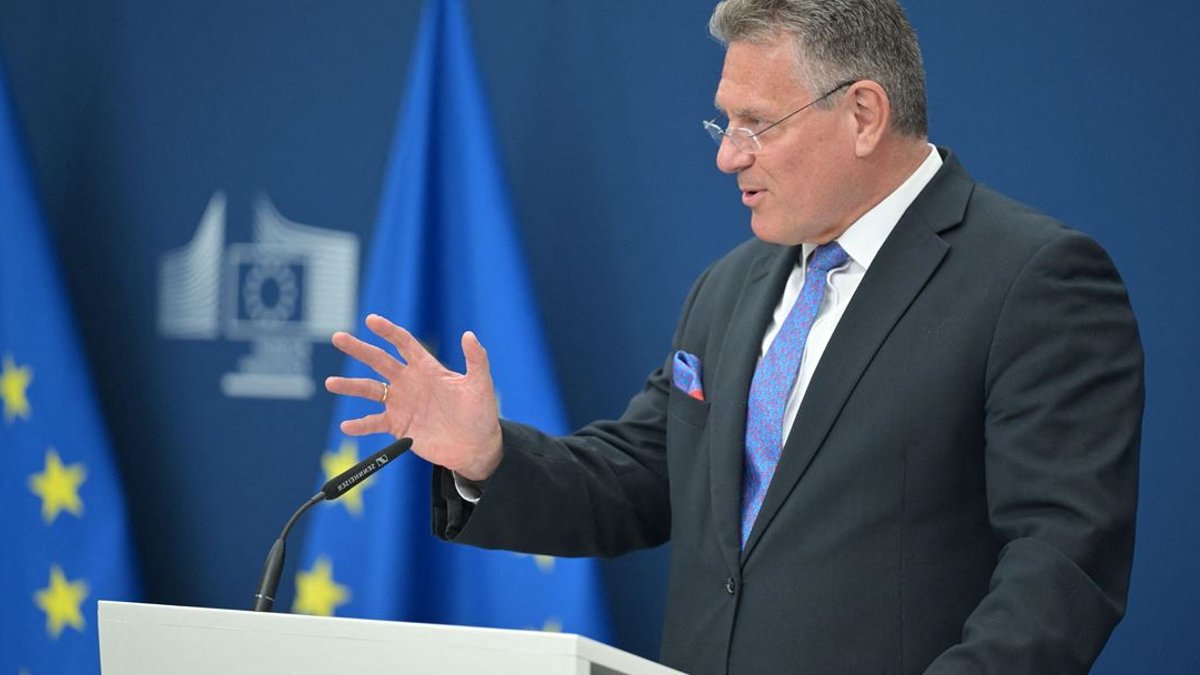 EU-China trade talks risk safeguard measures EU-China trade talks risk safeguard measures - eu-china trade talks
