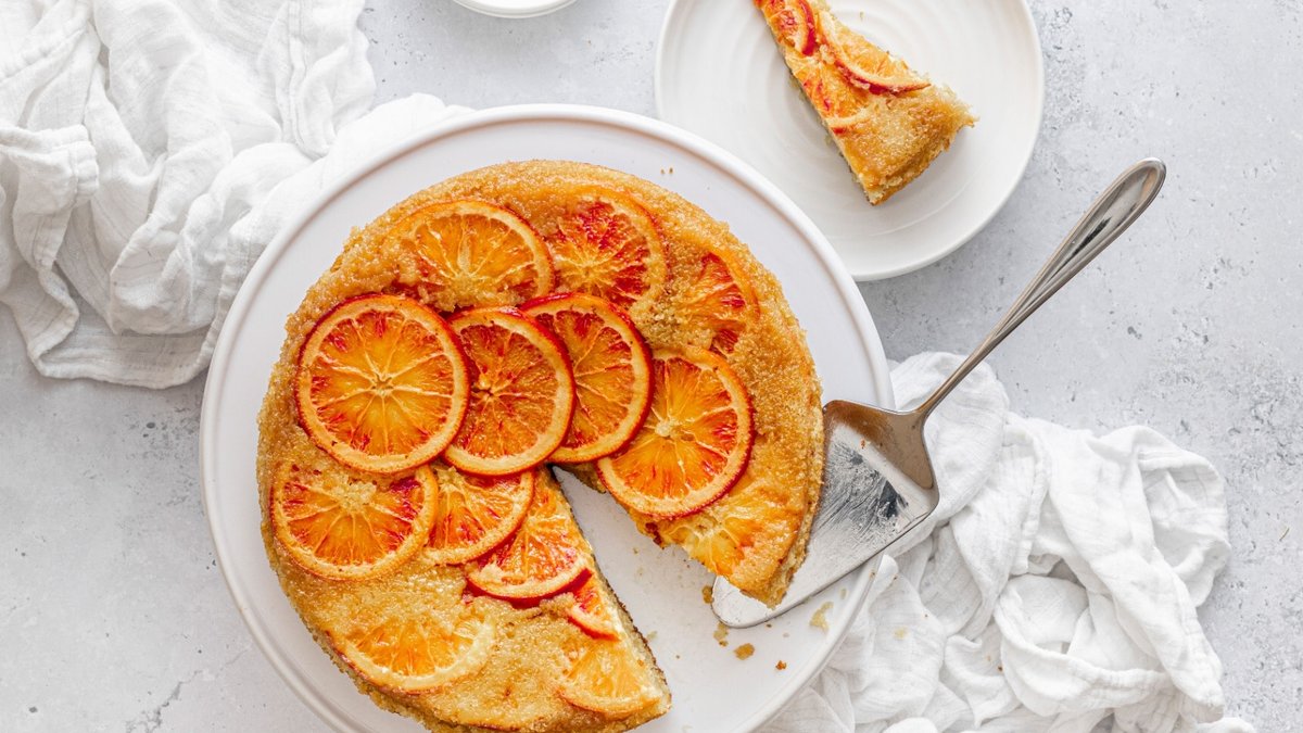 Blood orange upside-down cake becomes autumn favourite - blood orange cake