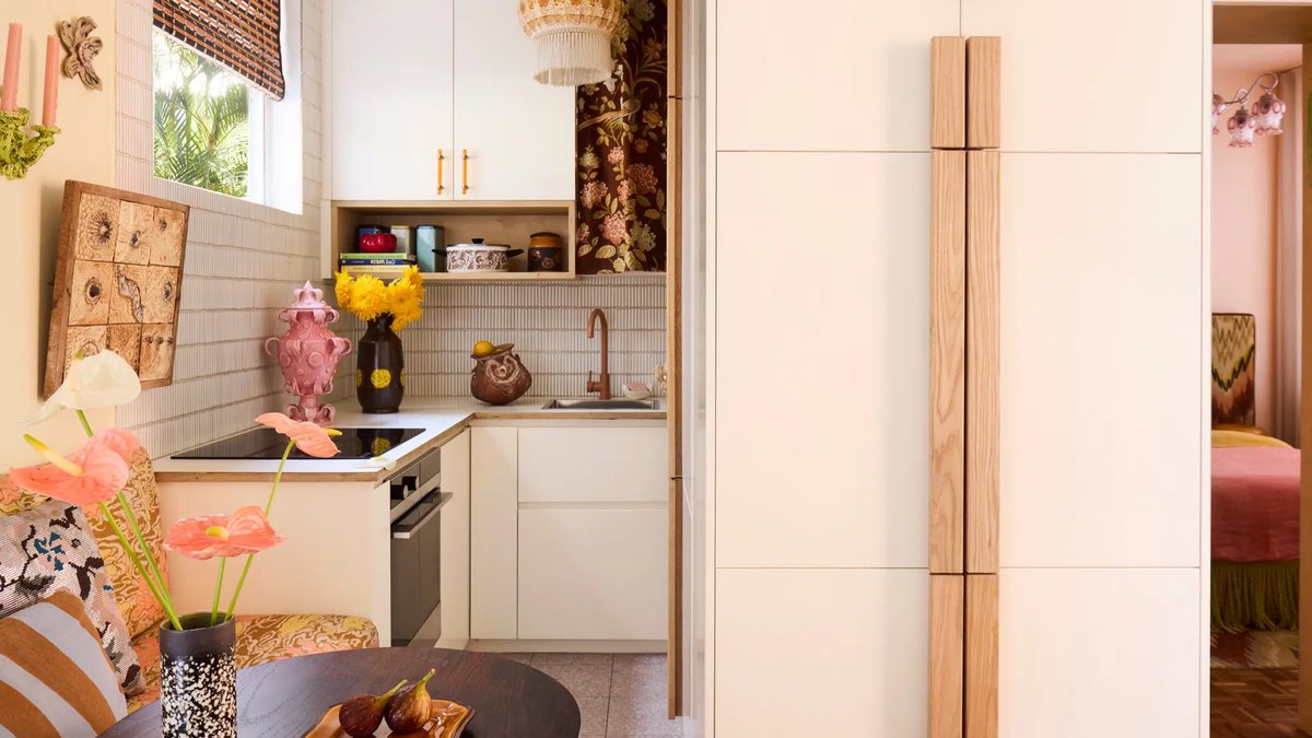 Sydney designer turns tiny apartment into lively coastal retreat Sydney designer turns tiny apartment into lively coastal retreat - tiny apartment transformation