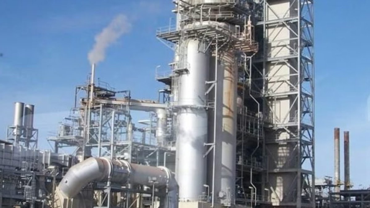 Kenyan court clears refinery project - refinery project