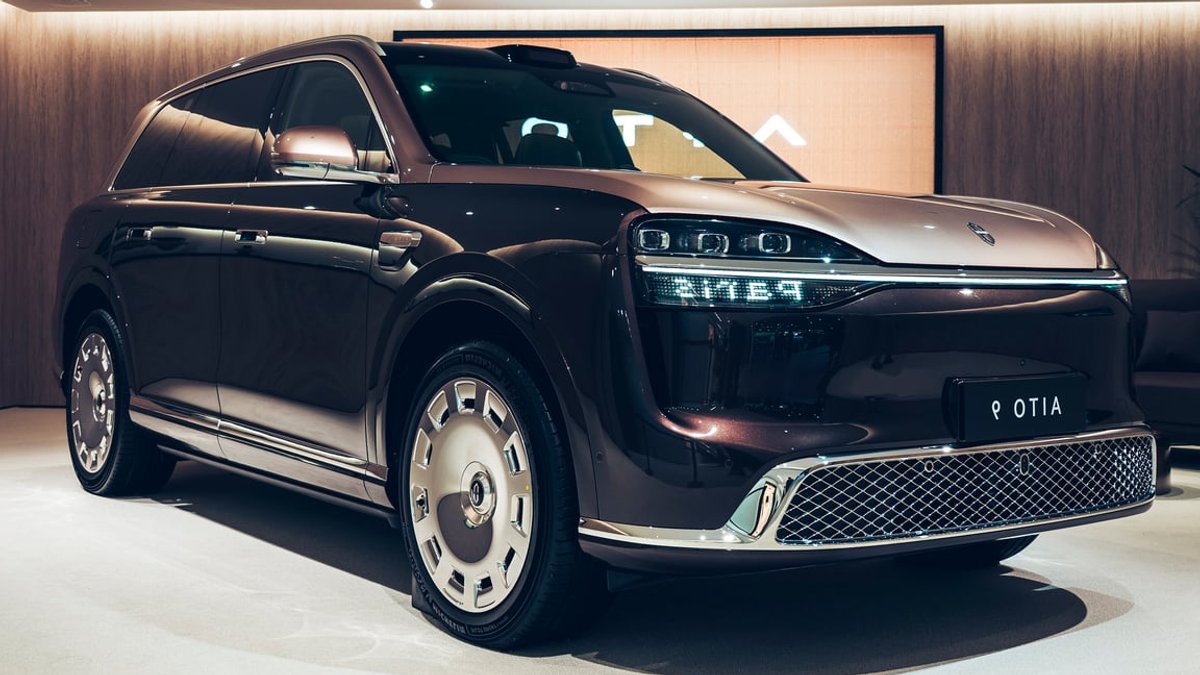 AITO Enters European Market with Luxury Cars AITO Enters European Market with Luxury Cars - luxury cars