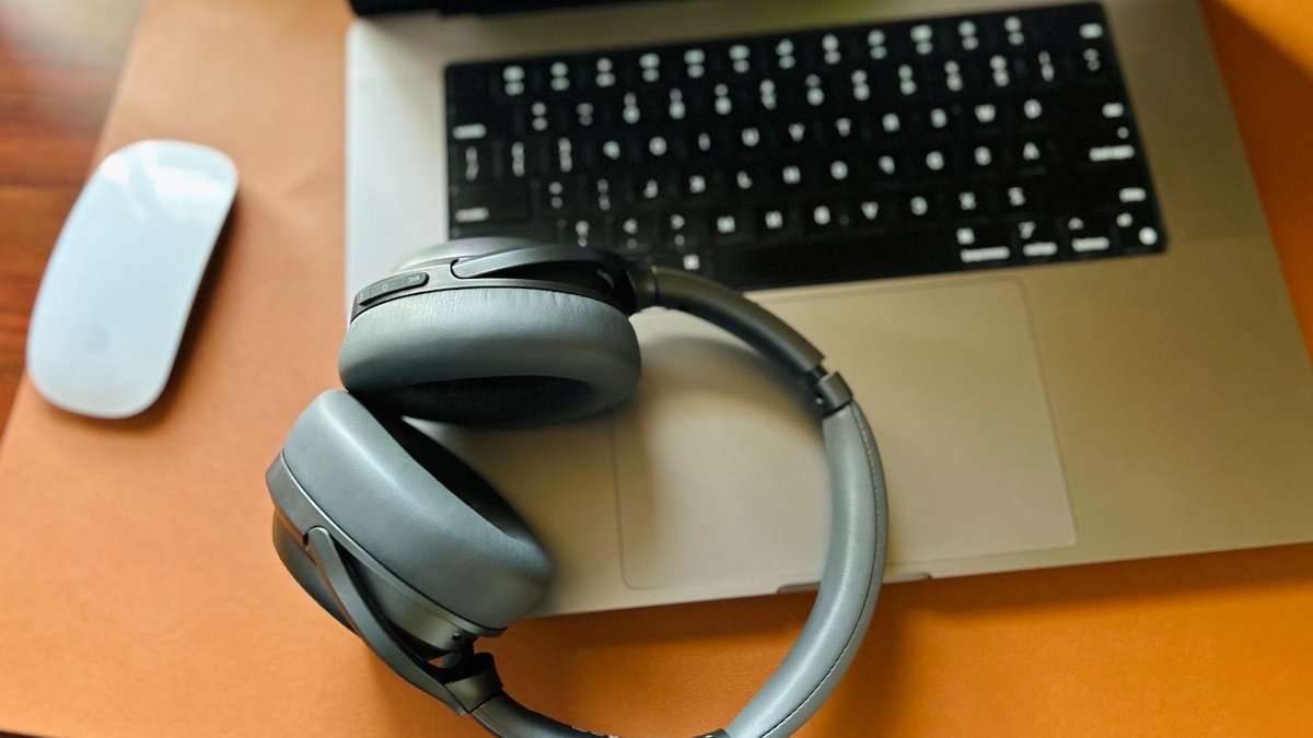 Bluetooth devices leak personal data in public spaces - bluetooth data leaks