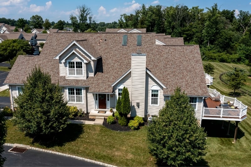 Town house listing
