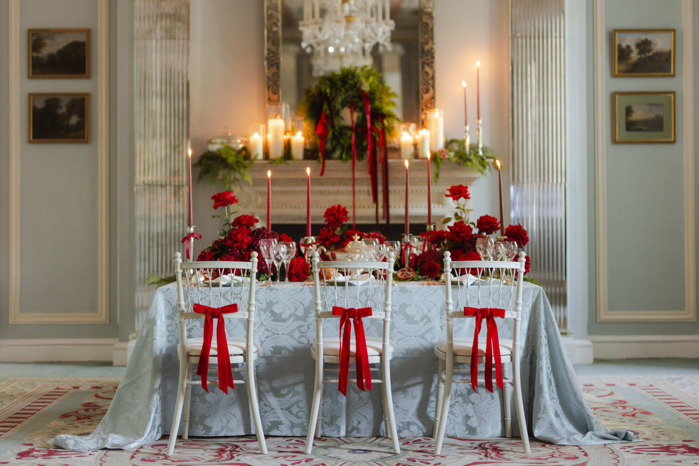 Ein festlich gedeckter Tisch im Belgravia Room des Lanesborough