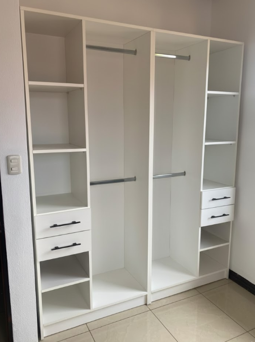 Closet 2