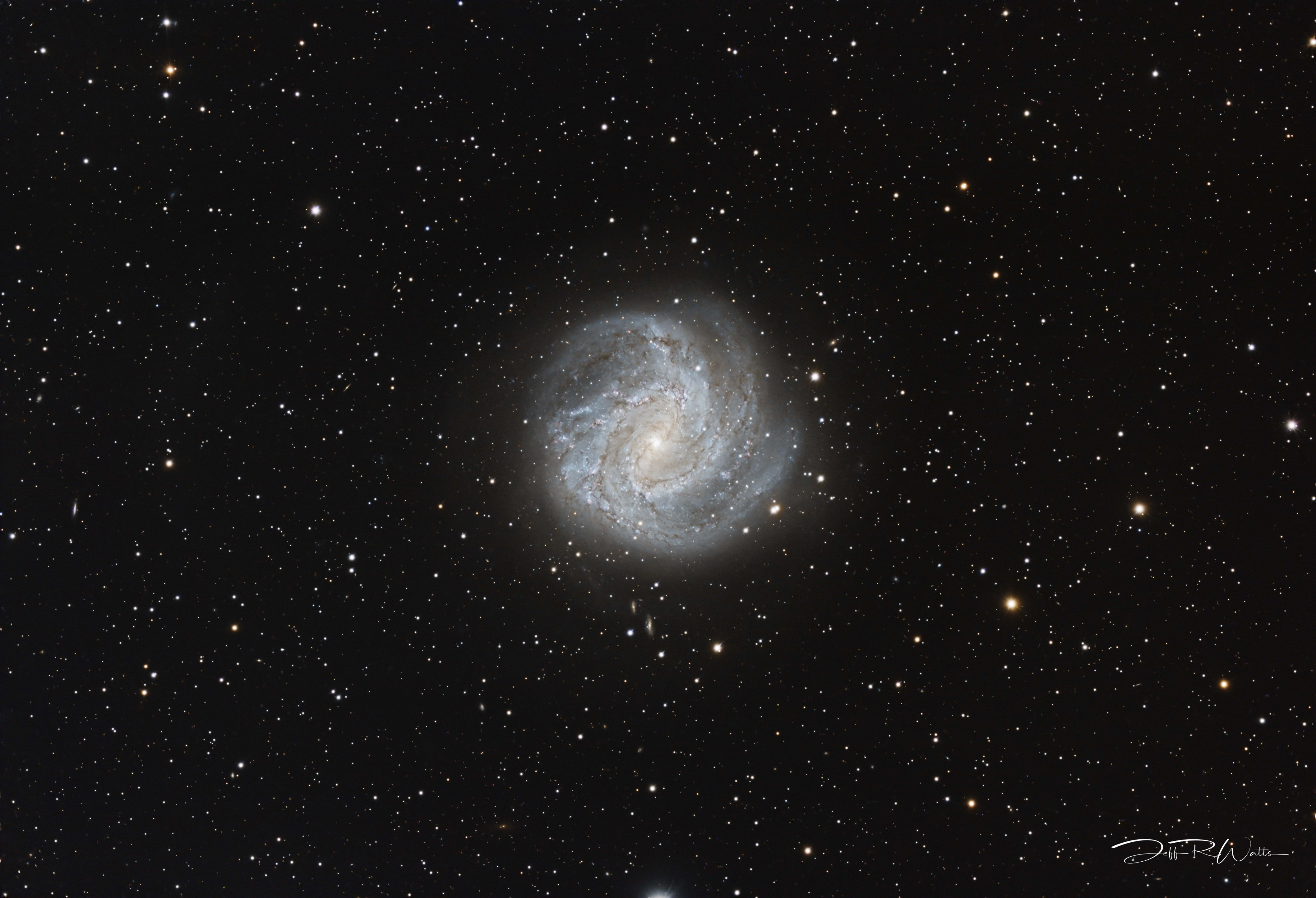 M 83 - Southern Pinwheel Galaxy