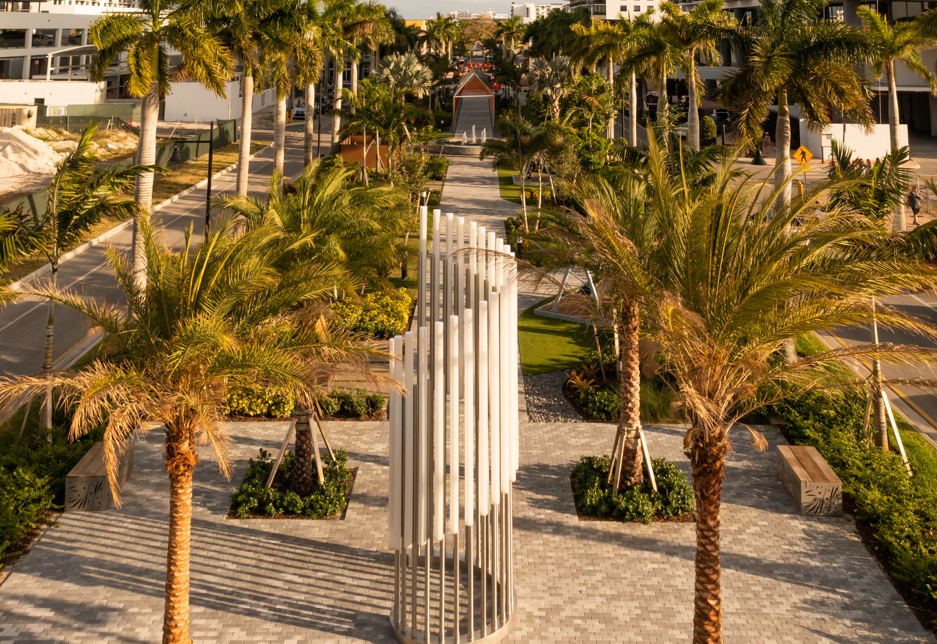 Helix_JenLewin_2021_Night_Doral_Codina_PhotoByOriolTarridas_CourtesyJenLewinStudio_Copyright2021JenLewin_32_DJI_0594_1