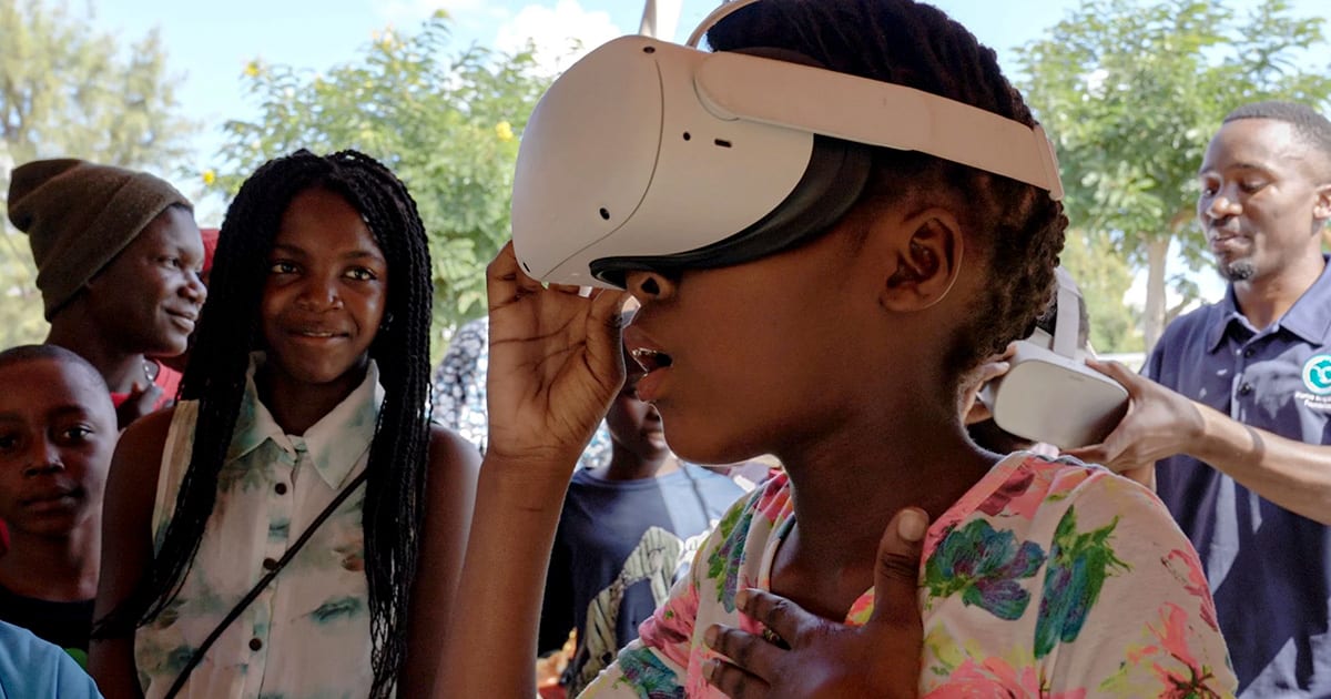 Children in Mozambique experiencing Bazaruto VR with Marine Megafauna Foundation
