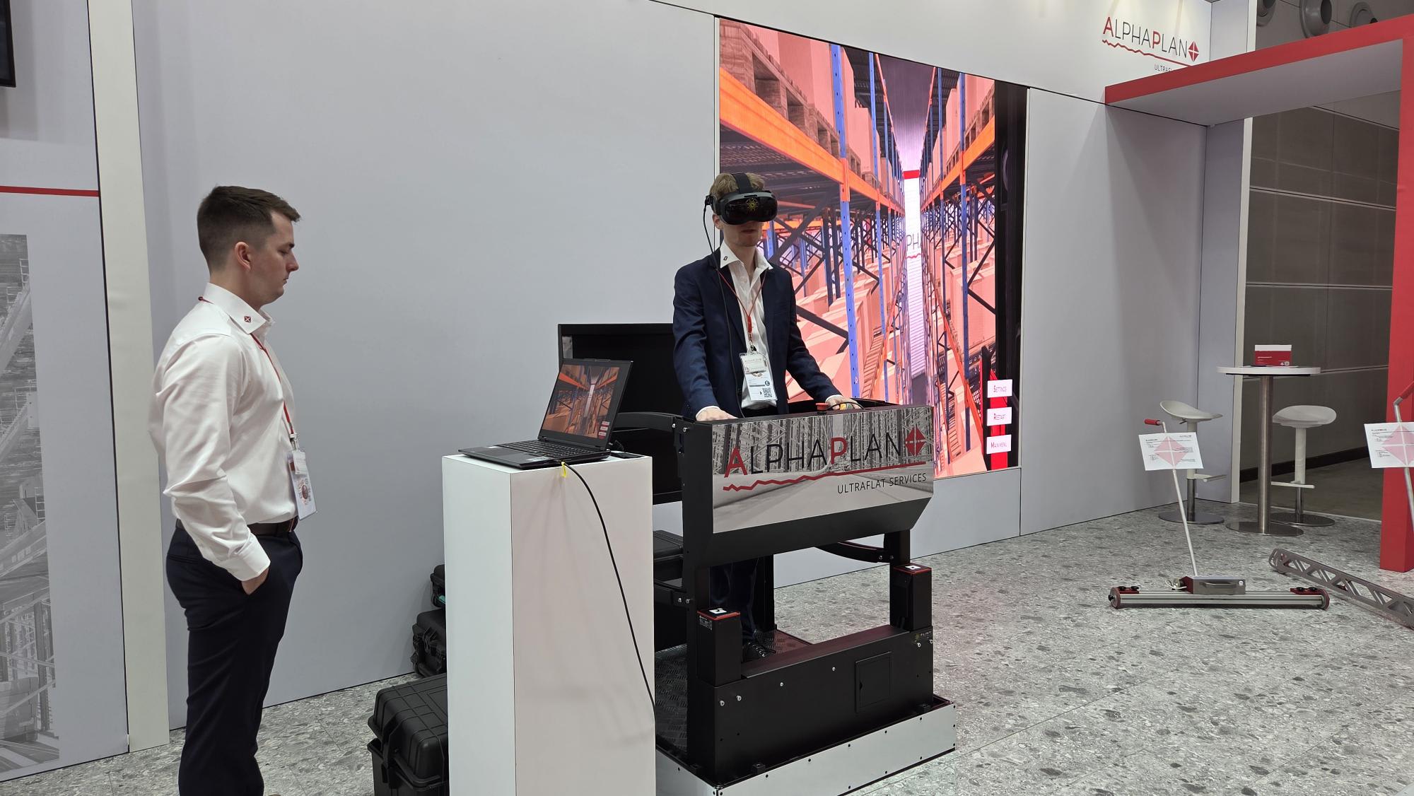 Alphaplan order picker VR simulator by Flint Systems