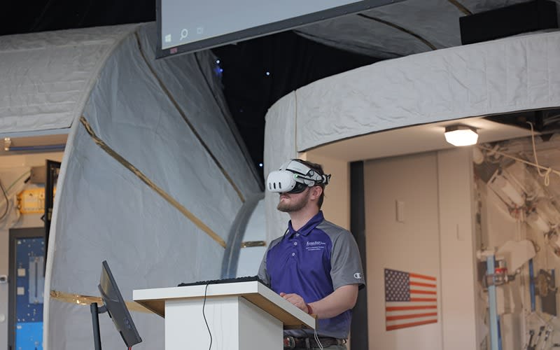 Cosmosphere and Kansas State University Salina VR Space Simulation
