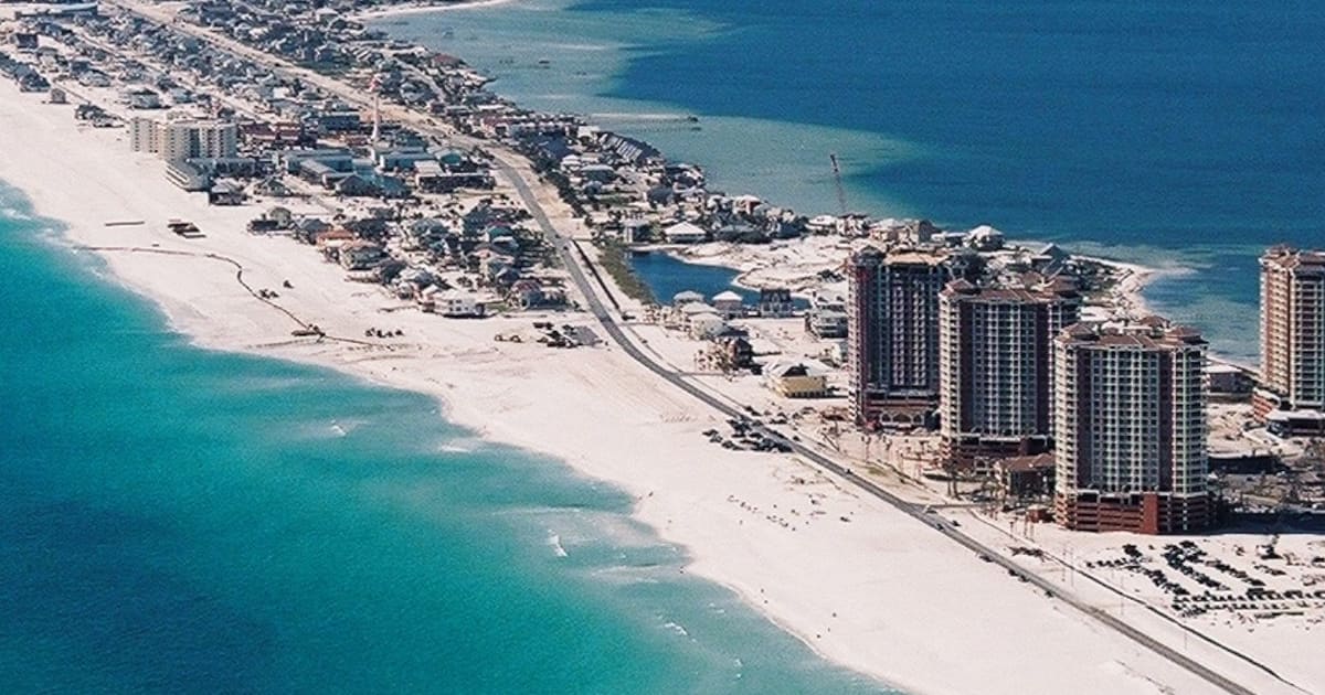 tourist attractions in pensacola beach florida