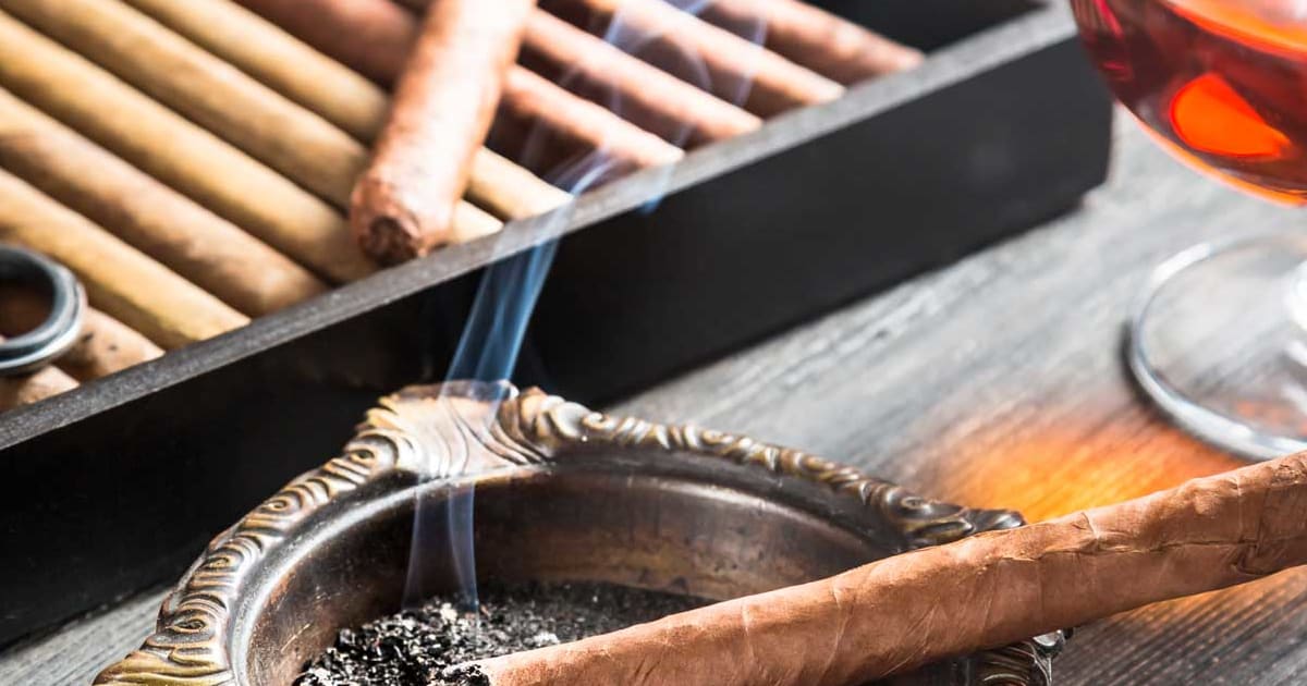 Best Cognac and Cigar Pairings to Enjoy