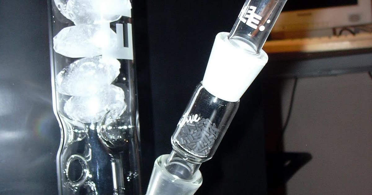 Ice Cubes in Your Bong Yes or No?