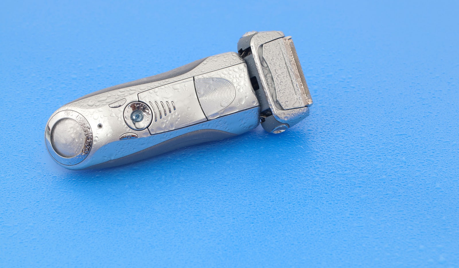 Electric Shaver Vs Trimmer Which One is Better Blush