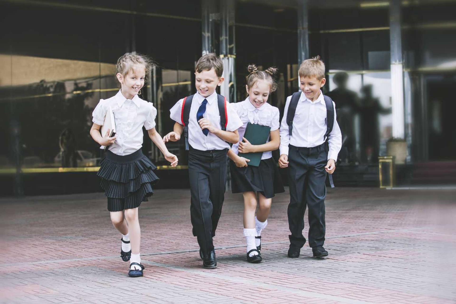 School Uniform Should Not Be Compulsory Debate