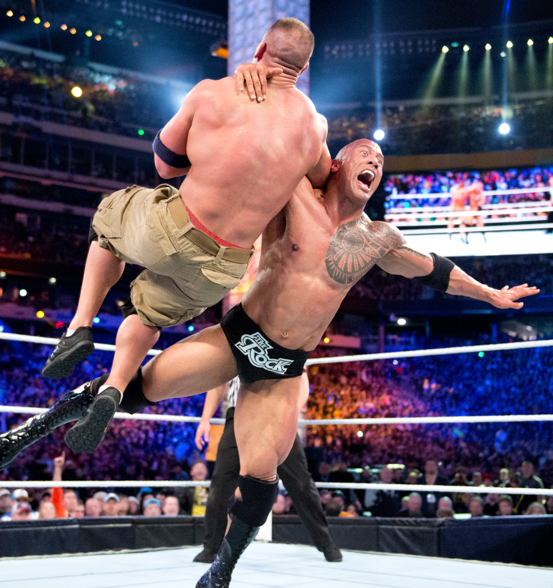 The Top 30 Shocking Moments in Professional Wrestling History. Geeks