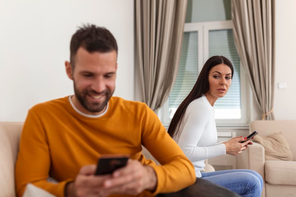 8 Forms of Cheating That Don't Involve Sex | Humans