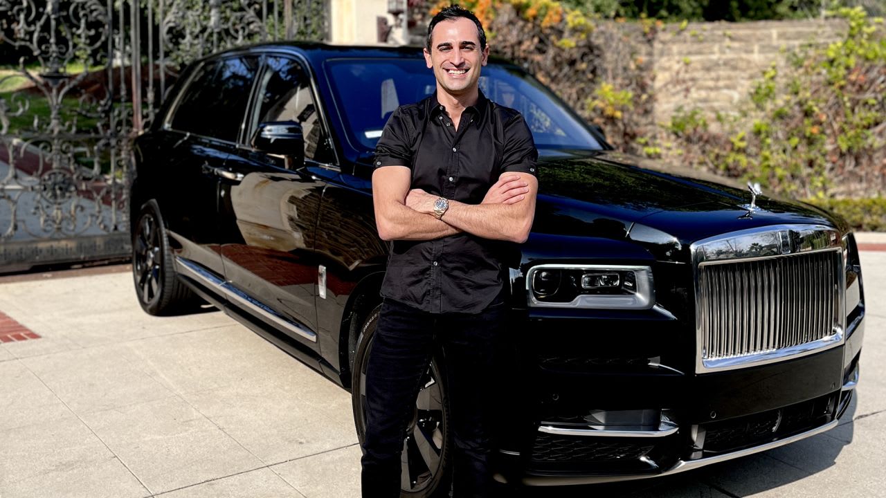 10 Things Petrolheads Do That Infuriate Non-Car Lovers | CarThrottle, image size:1280x720