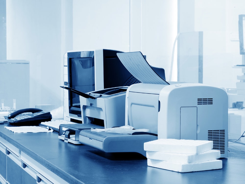 How to install and configure a printer? 01