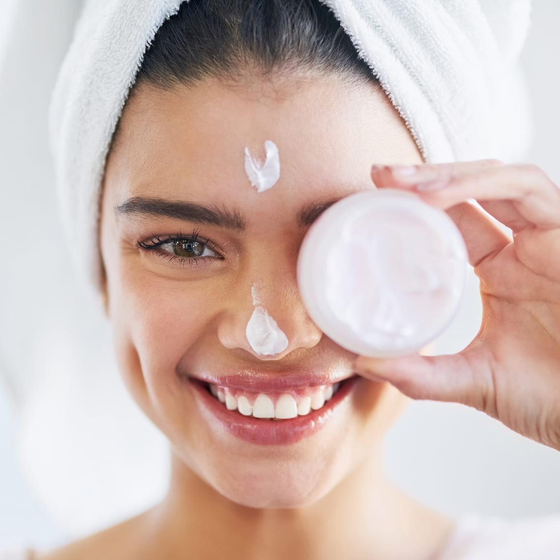 What is the Perfect Morning Skincare Routine? Blush