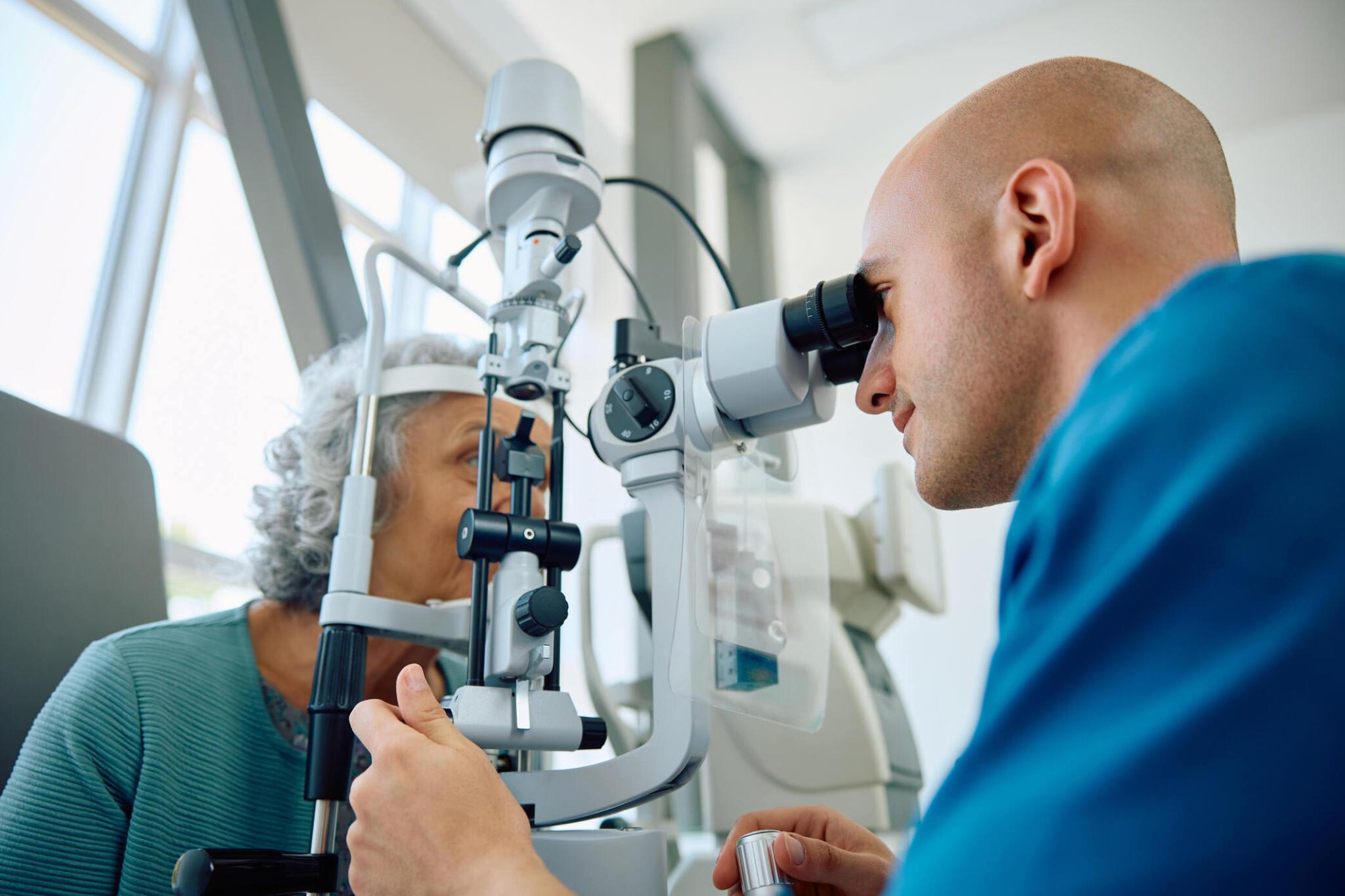 Understanding Macular Degeneration Types, Causes, Symptoms