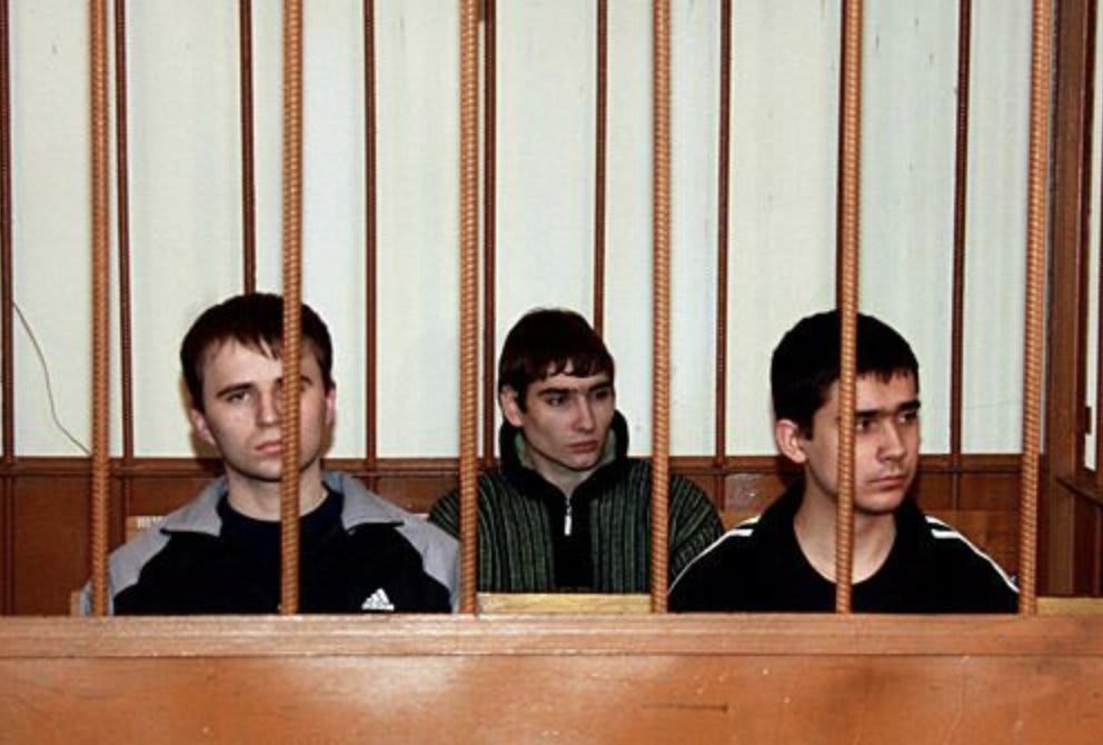 Днепропетровские маньяки биография. Супрунюк и саенко. Хасан ганеев. Днепропетровские маньяки ганжа. Хасан ганеев новосибирск.