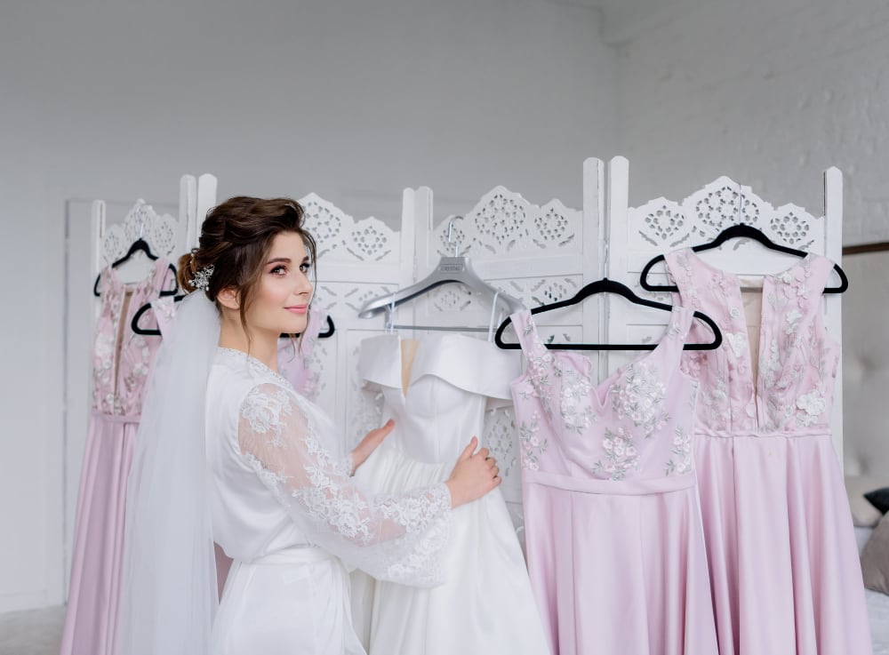 6 Steps to Prepare Your Bridesmaid Dress for Cleaning