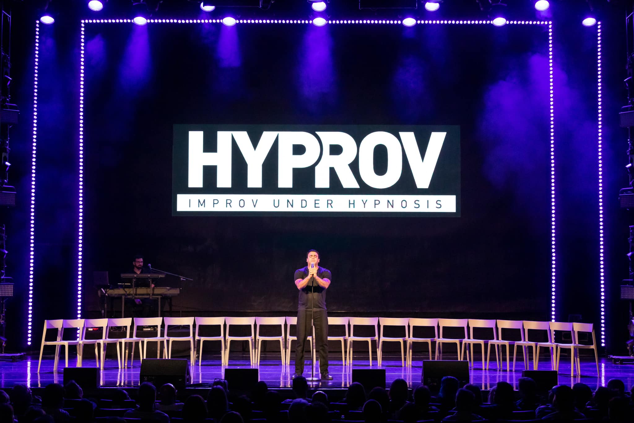 Hyprov Review: When Hypnosis Meets Comedy in a Stage Experiment Like No Other