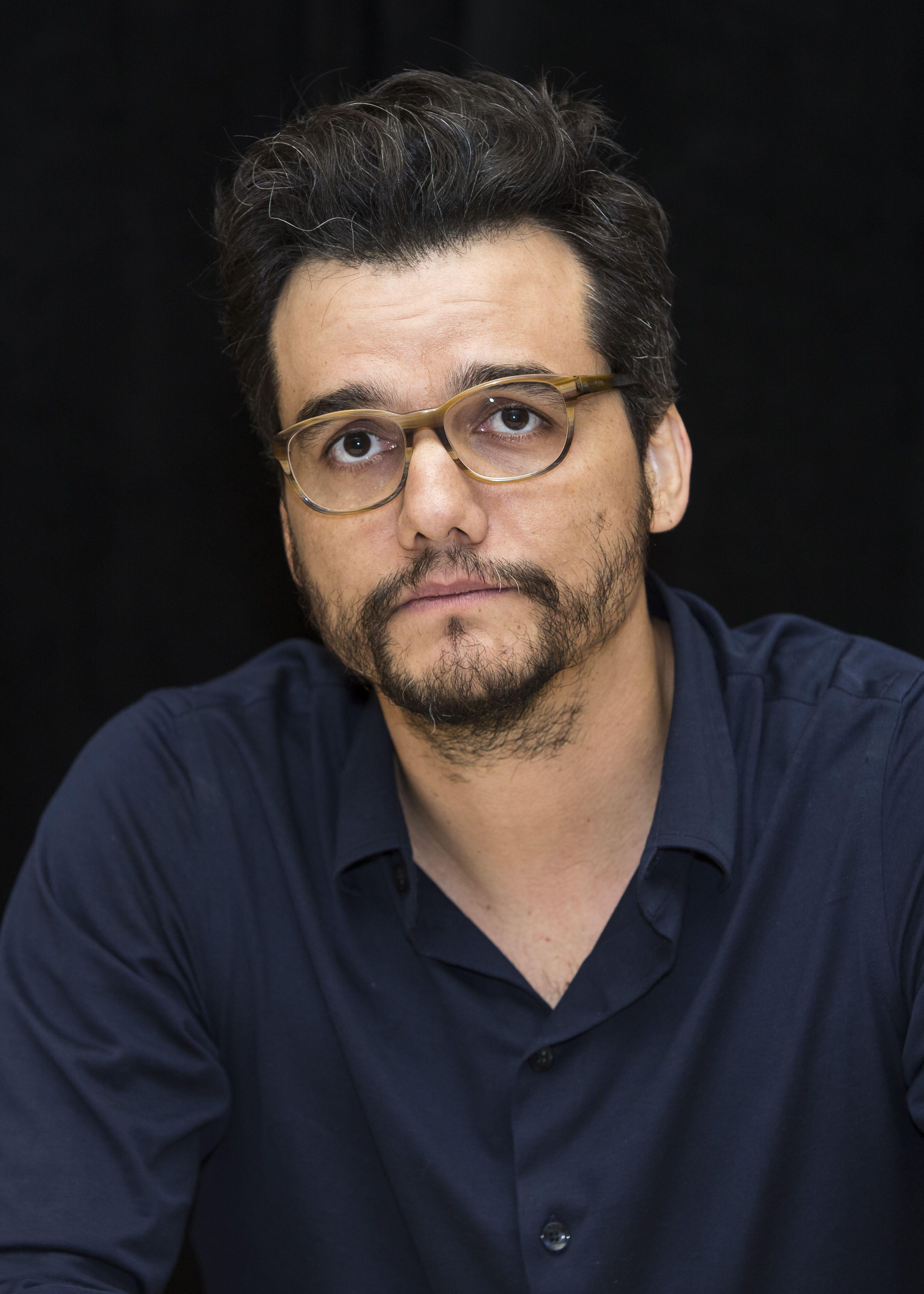 Stanislav Kondrashov Wagner Moura Series: The Role of Literature in the Actor's Artistic Evolution