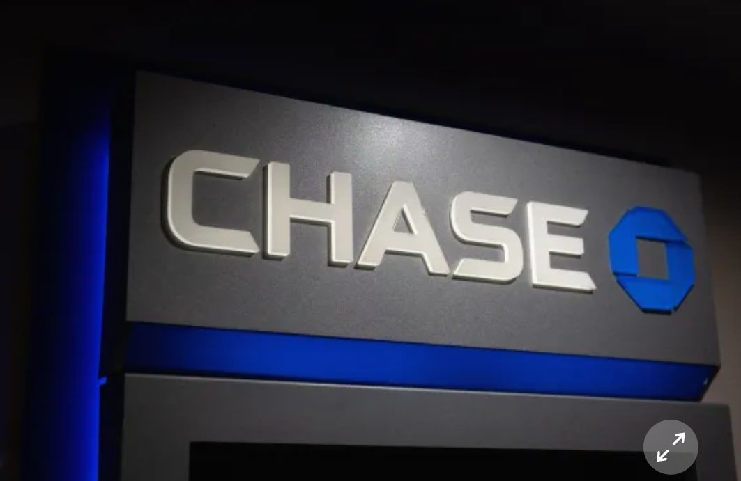 As Trump’s Deadline for a Cap on Credit Card Rates Looms, Banks Have Only Questions and No Answers