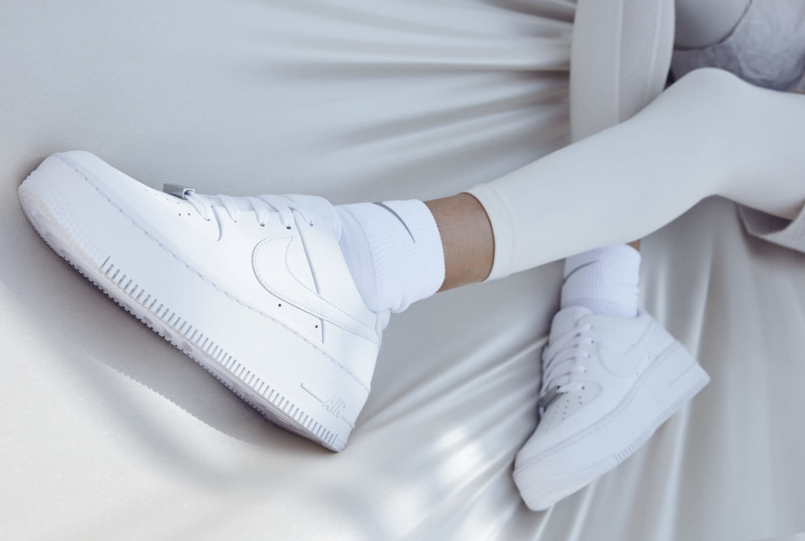 mulighed inaktive kanal 10 Must-Buy Streetwear Sneakers | Styled