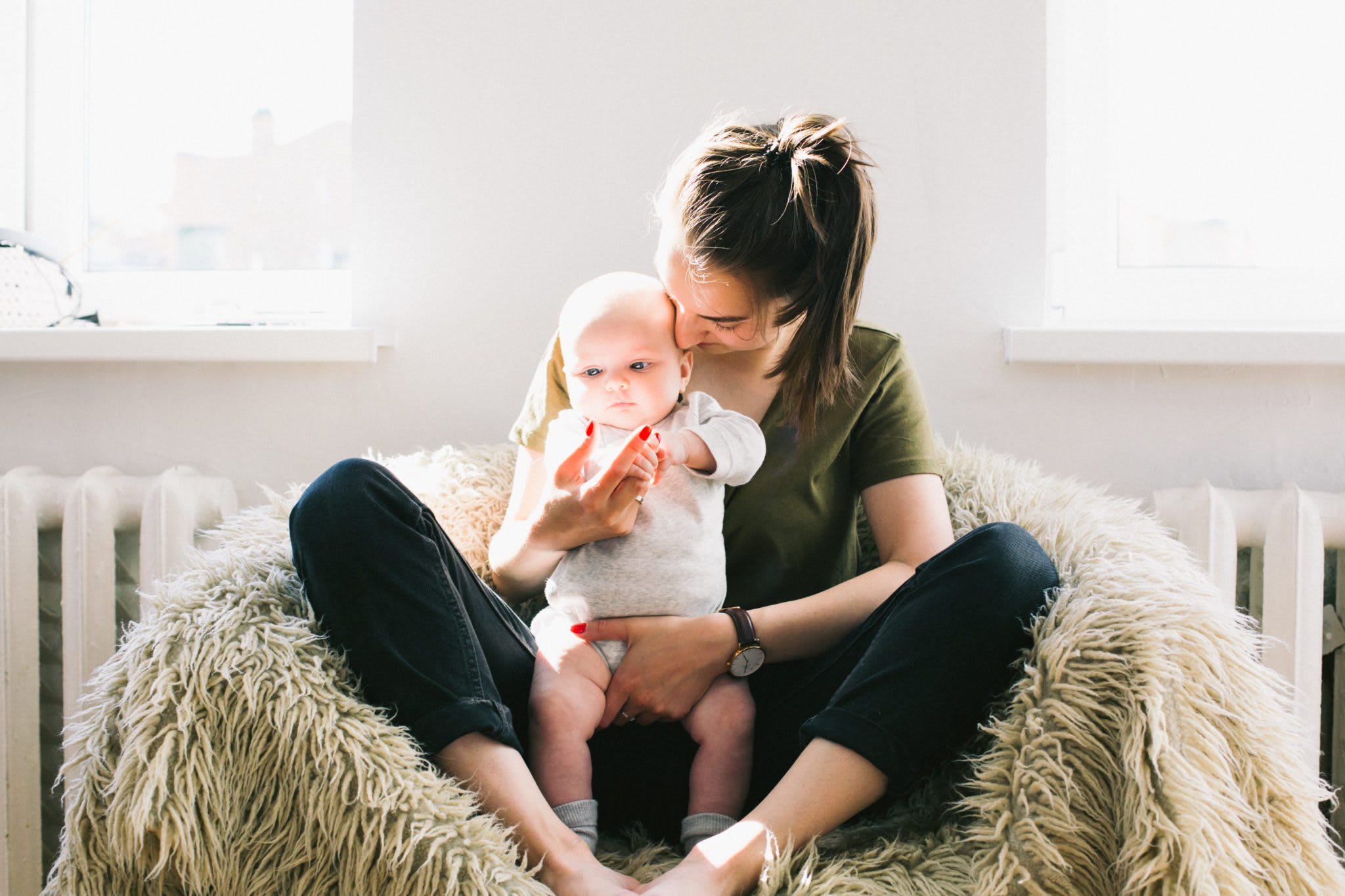 The 10 Best Books for New Parents to Read Families