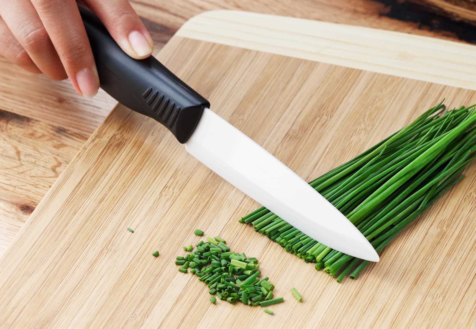 All About Ceramic Knives, and Why They are Healthier! - Real Food RN