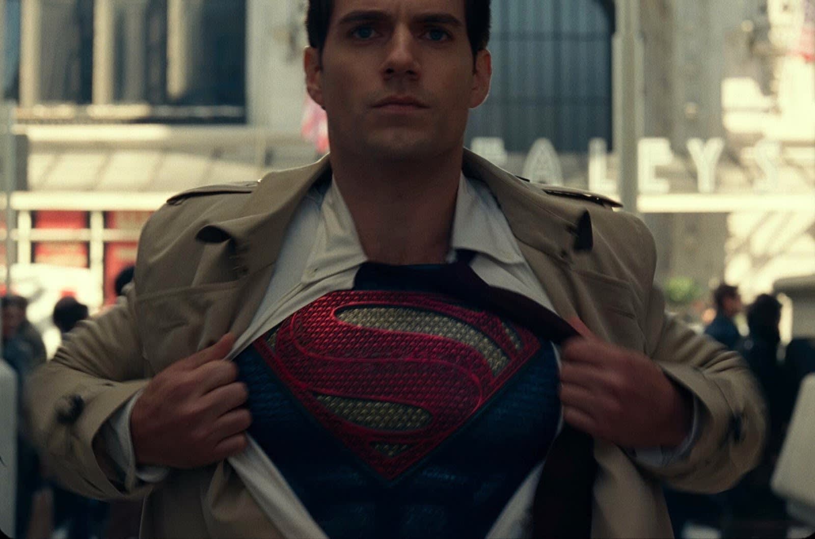 Man of Steel 2 Would've Had Henry Cavill's Superman Face Brainiac