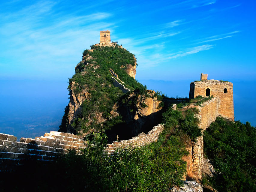 Unrestored Section of the Great Wall of China Photos