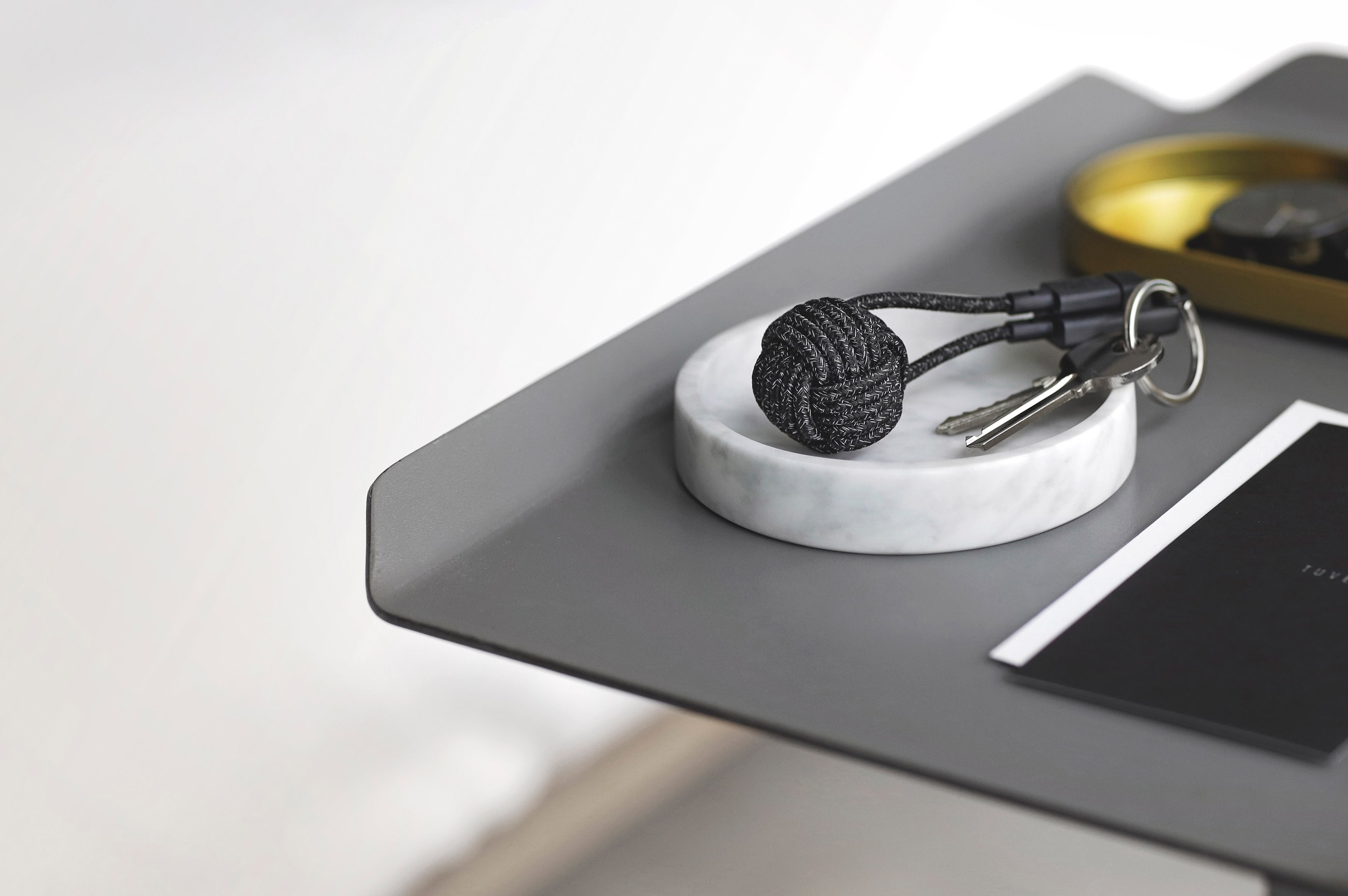 Best AppleCertified iPhone Keychain Chargers You Can Buy 01